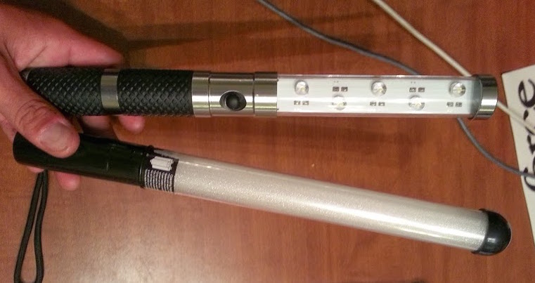 led-strobe-baton-not-real-one-imitation-fake-scam.jpg