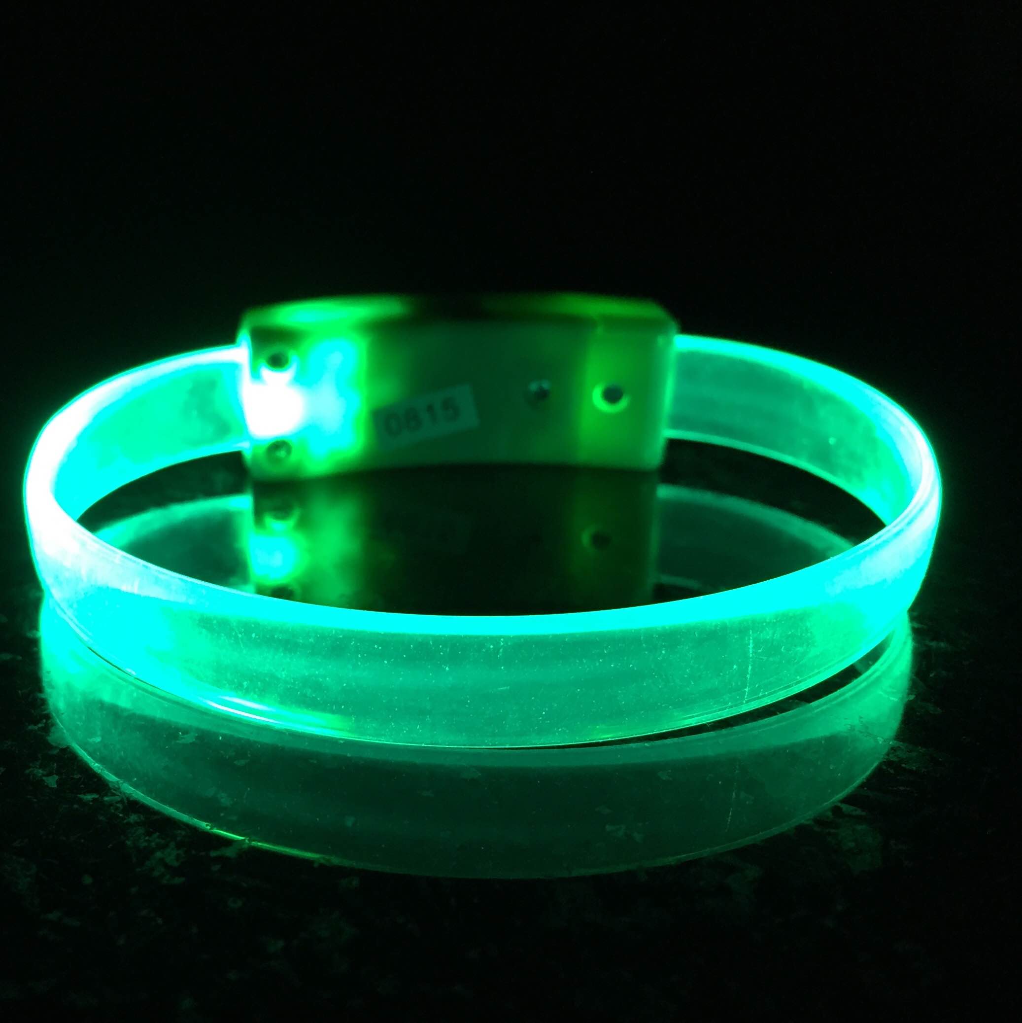 led-wristband-blank-light-up-glow-bracelet-1-green.jpg