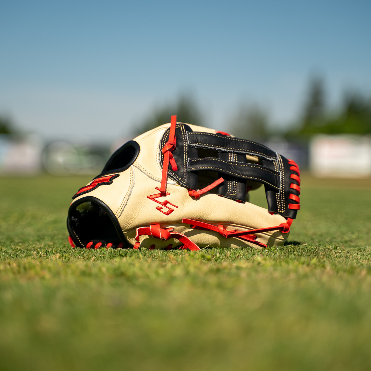 SSK Z5 Craftsman 12.75” Outfield Baseball Glove Z5-1275CMLBLKRED3