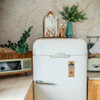 HL-OK-147-B-LIFESTYLE-02-OPTION-2-PRINT