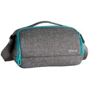2007812 - 1 machine tote, 11.6" x 6.3" x 4.5" (29.5 cm x 16 cm x 11.6 cm) Easily transport your Cricut Joy™ machine to bring happiness with you Padded interior for a safe, snug fit For Cricut Joy™