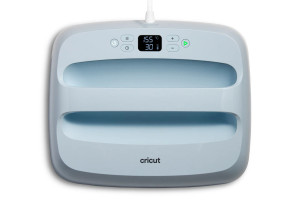 2009154 - Cricut EasyPress 3 12x10 (Zen Blue); 30x25cm size ideal for sweatshirts; banners; blankets & more