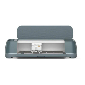 2011082 - Cricut Maker 4; Engineered for speed & accuracy; Expanded project possibilities?