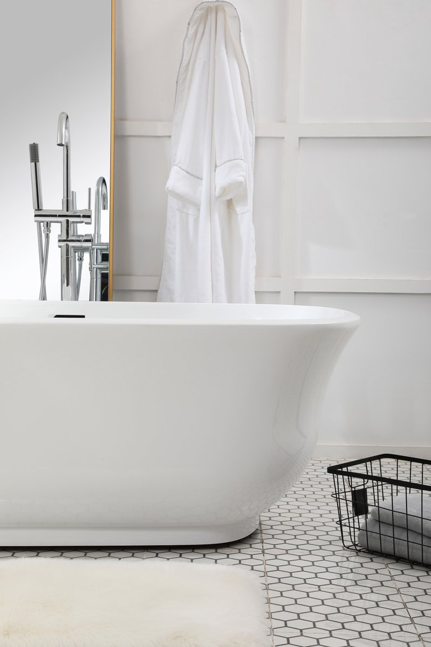 Elegant Decor BT10267GW Coralie 67 inch soaking bathtub in glossy white