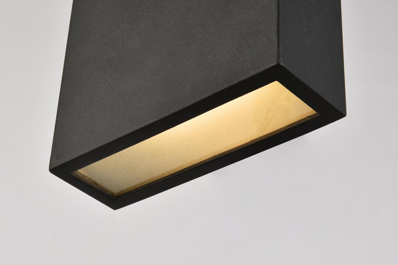 LIVING DISTRICT LDOD4023BK Raine Integrated LED wall sconce  in black