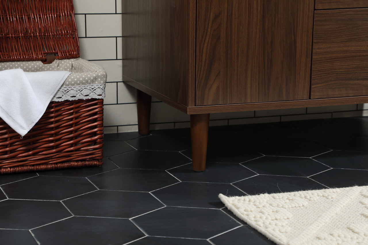 Elegant Décor VF47036MWT-BS 36 inch bathroom vanity in Walnut with backsplash