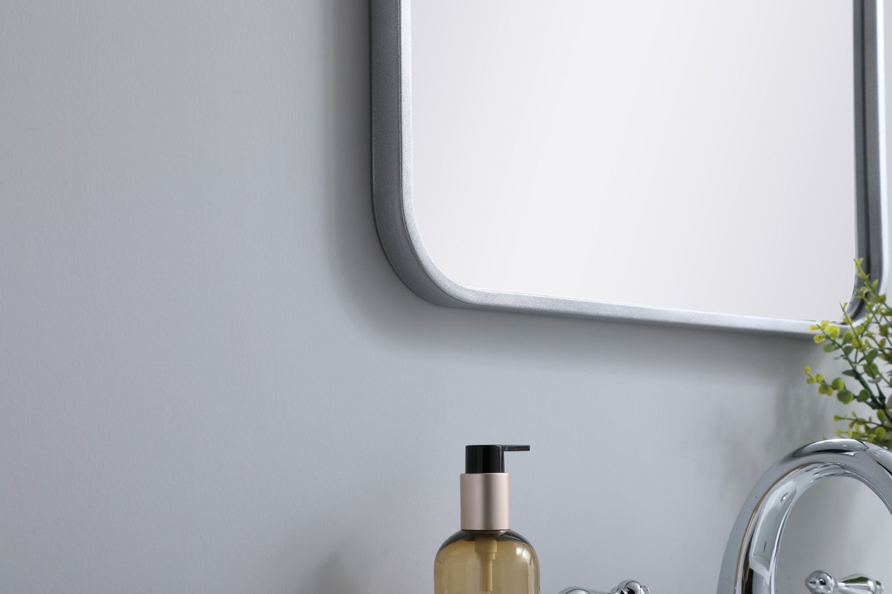 Elegant Decor MR802030S Soft corner metal rectangular mirror 20x30 inch in Silver