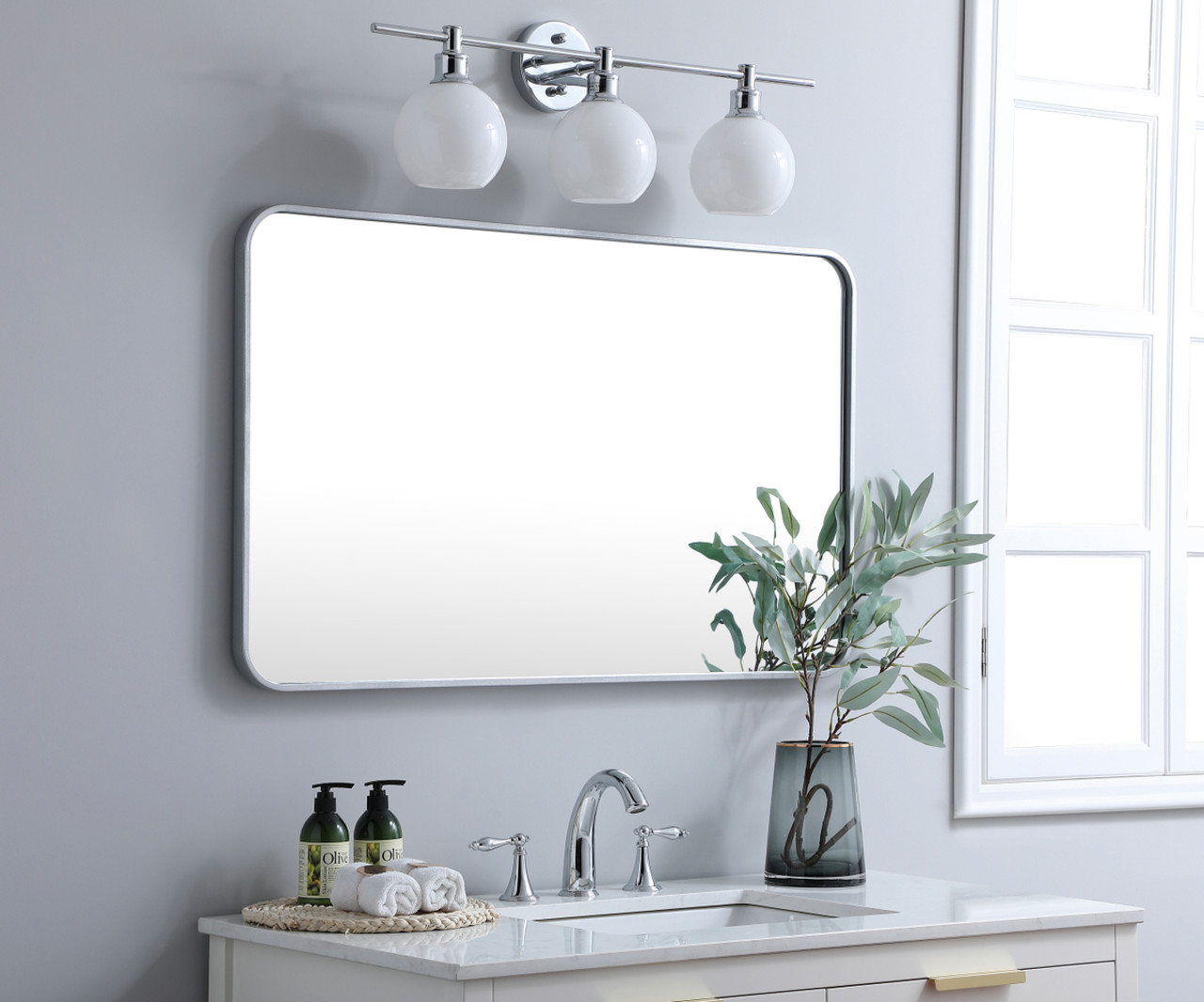 Elegant Decor MR802440S Soft corner metal rectangular mirror 24x40 inch in Silver Elegant Decor MR802440S Soft corner metal rectangular mirror 24x40 inch in Silver