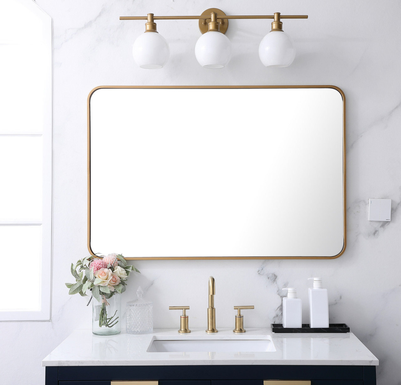 Elegant Decor MR802740BR Soft corner metal rectangular mirror 27x40 inch in Brass