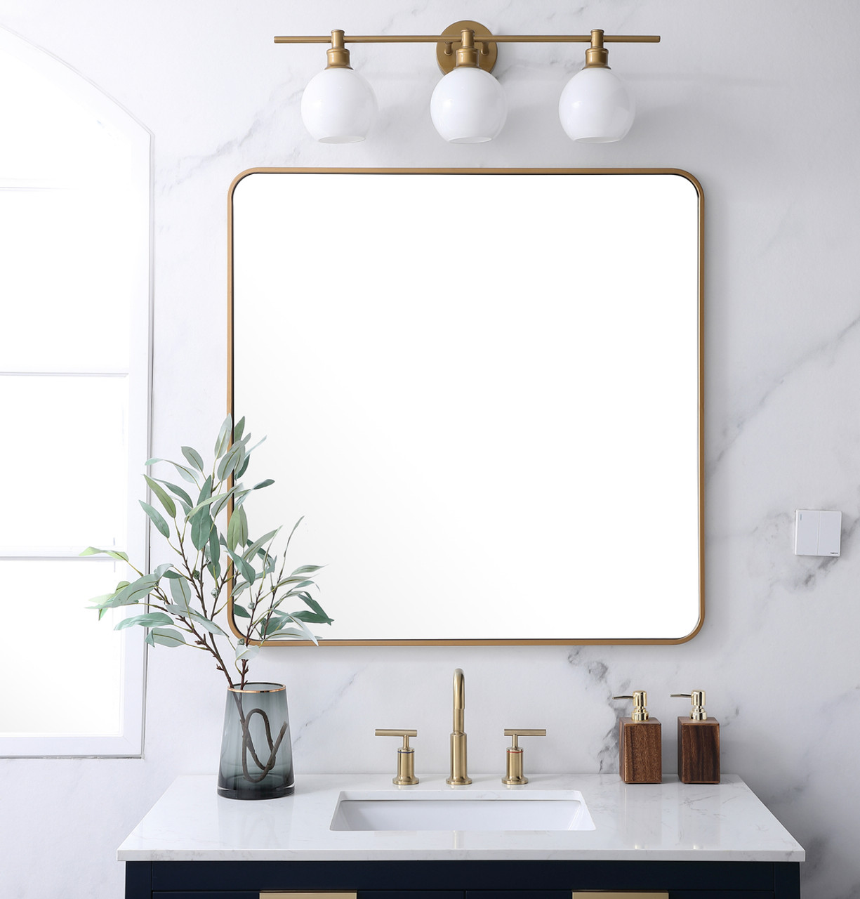 Elegant Decor MR803636BR Soft corner metal rectangular mirror 36x36 inch in Brass Elegant Decor MR803636BR Soft corner metal rectangular mirror 36x36 inch in Brass