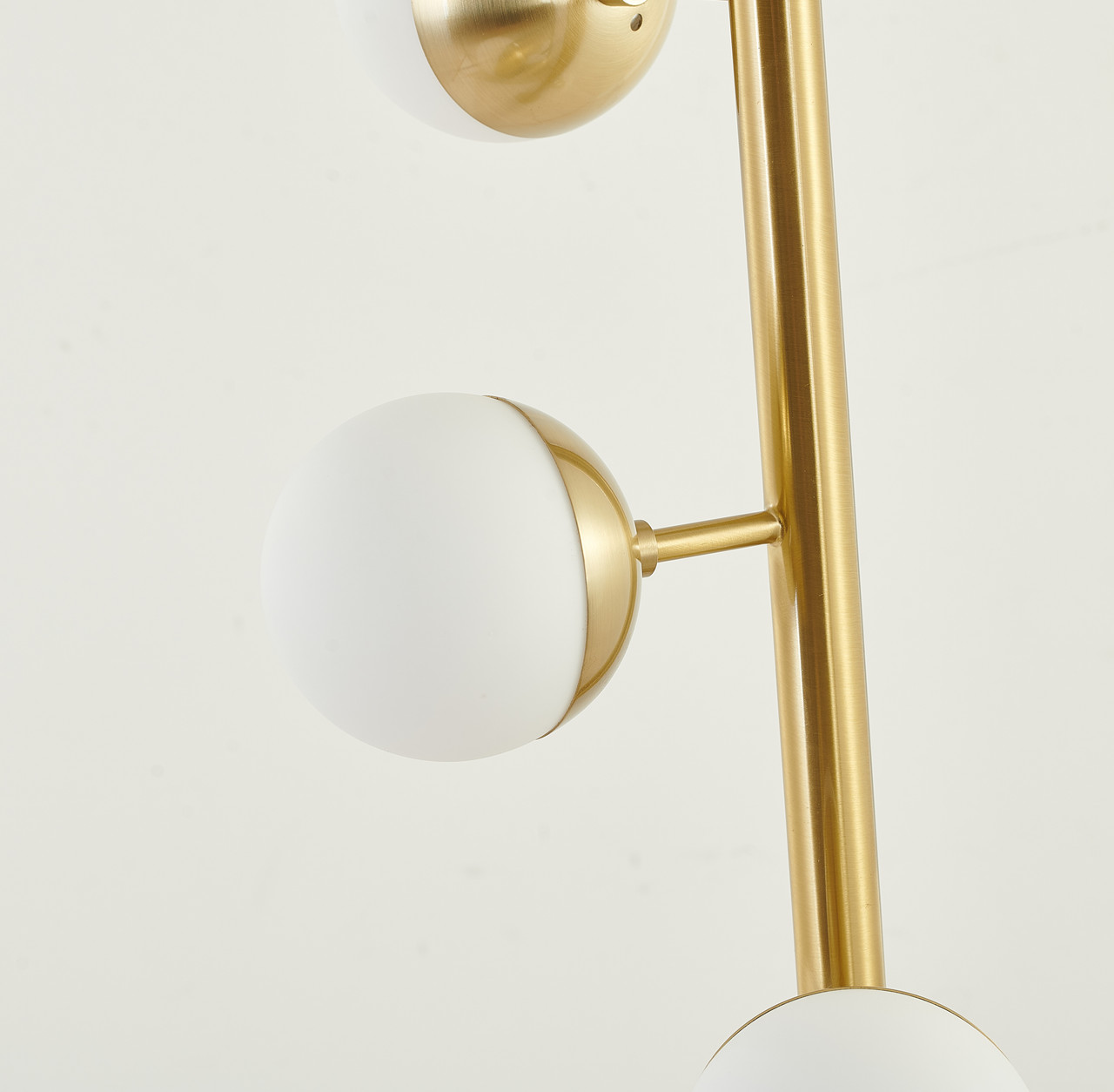 BETHEL INTERNATIONAL  AV73F13BR 5-Light Floor Lamp Brass