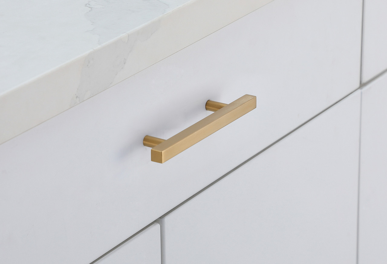 Elegant Decor PL402-4-BR-10PK Dior 4" Center to Center Brass Bar Pull Multipack (set of 10) Elegant Decor PL402-4-BR-10PK Dior 4" Center to Center Brass Bar Pull Multipack (set of 10)