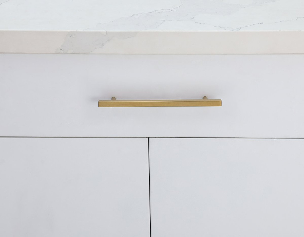 Elegant Decor PL402-7-BR-10PK Dior 7-9/16" Center to Center Brass Bar Pull Multipack (set of 10) Elegant Decor PL402-7-BR-10PK Dior 7-9/16" Center to Center Brass Bar Pull Multipack (set of 10)