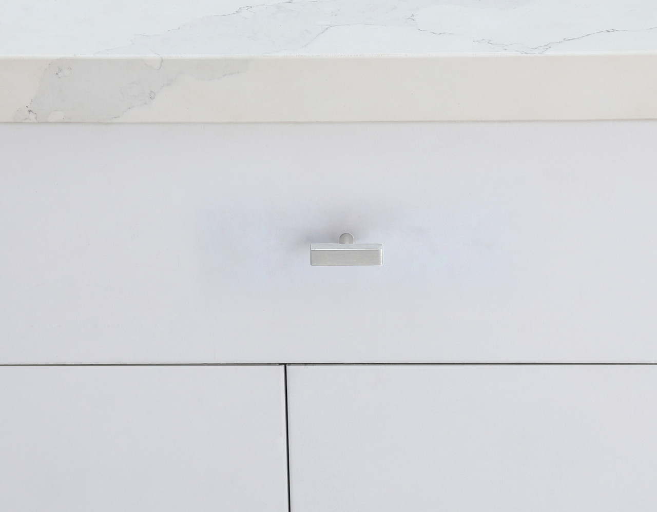 Elegant Decor PL402-1-NK-10PK Dior Brushed Nickel T Bar Pull Multipack (set of 10) Elegant Decor PL402-1-NK-10PK Dior Brushed Nickel T Bar Pull Multipack (set of 10)