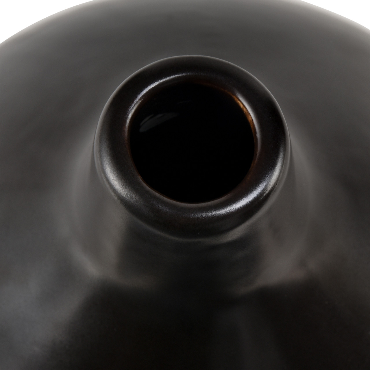 ELK HOME S0037-10190 Faye Vase - Large Black