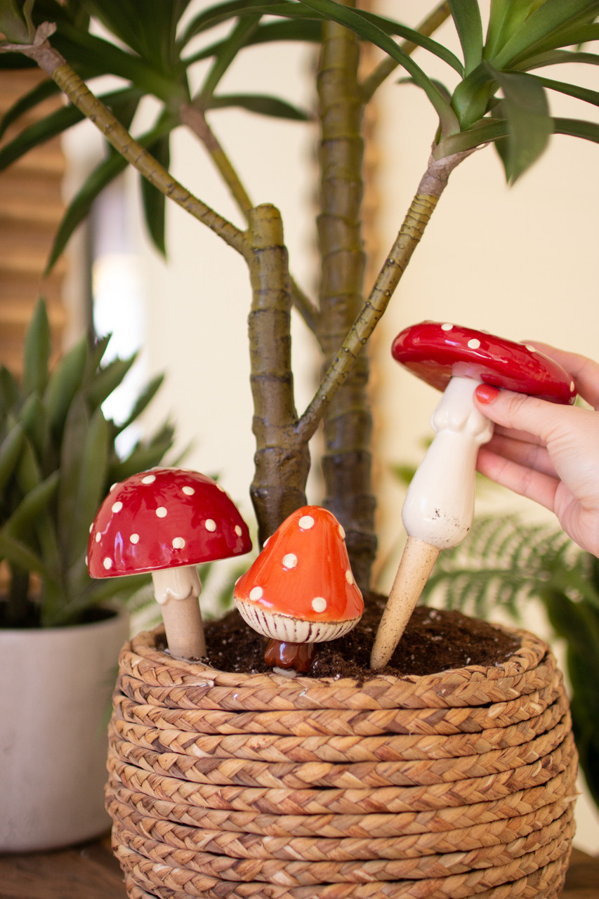 KALALOU CDV2249 SET OF THREE CERAMIC MUSHROOM PLANT STICKS