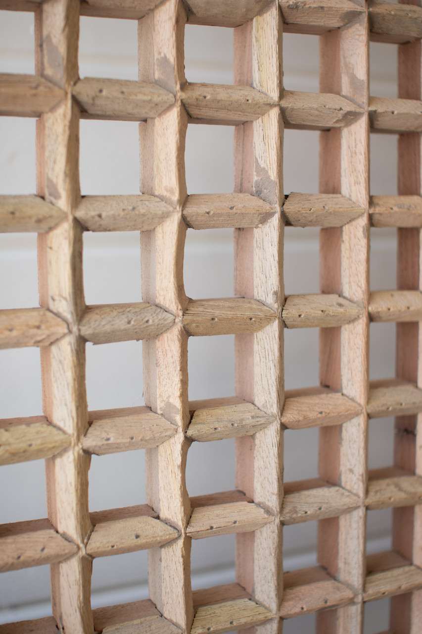KALALOU NRAC1317 MANGO WOOD GRID PANEL ON AN IRON STAND