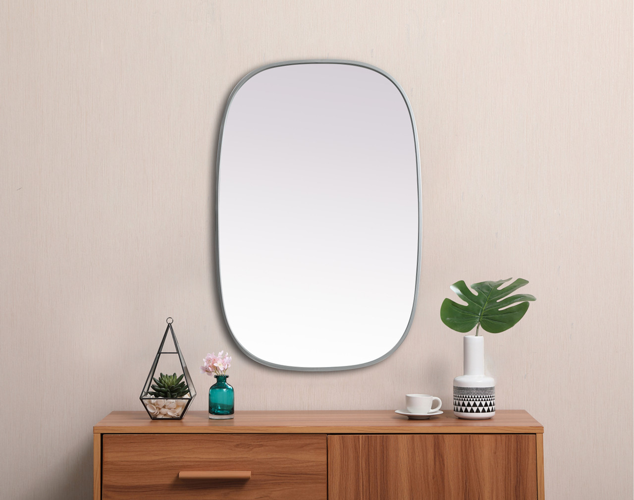 Elegant Decor MR2B2436SIL Metal Frame Oval Mirror 24x36 Inch in Silver Elegant Decor MR2B2436SIL Metal Frame Oval Mirror 24x36 Inch in Silver