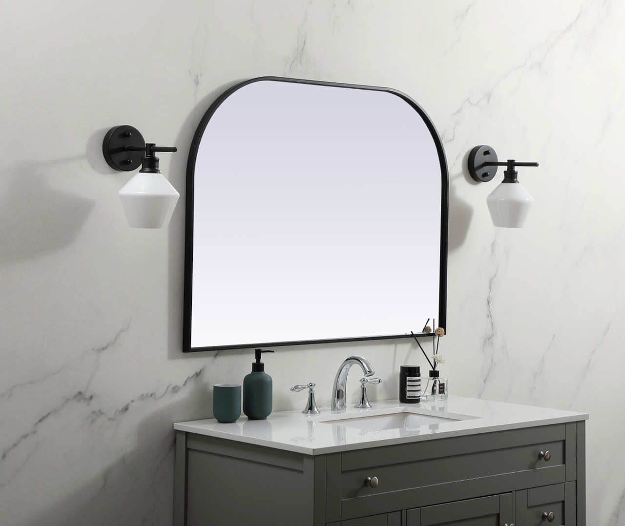 Elegant Decor MR1B4030BLK Metal Frame Arch Mirror 40x30 Inch in Black