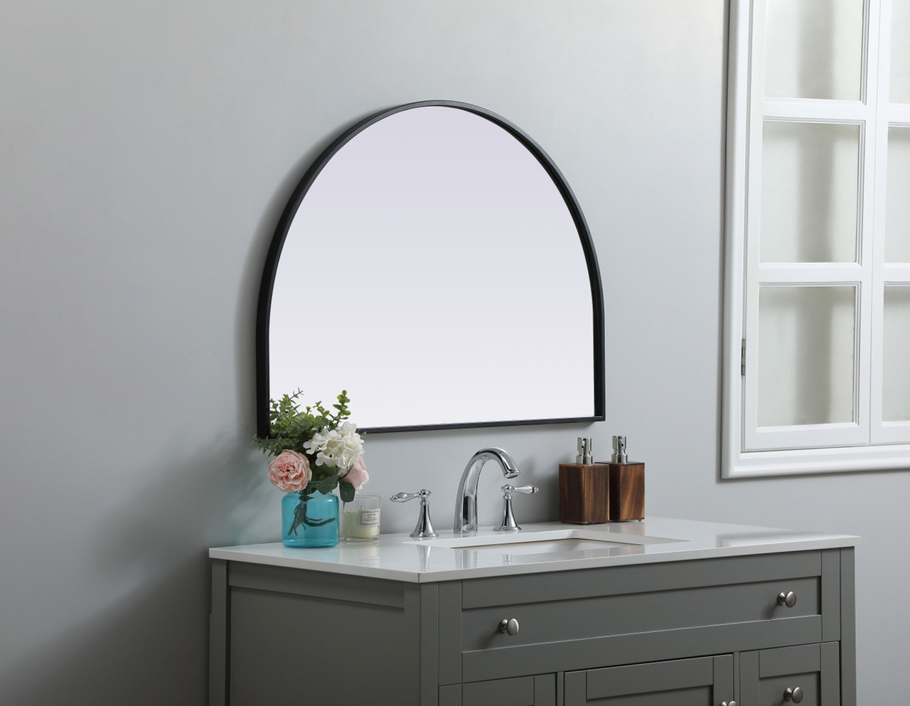 Elegant Decor MR1A3324BLK Metal Frame Arch Mirror 33x24 Inch in Black Elegant Decor MR1A3324BLK Metal Frame Arch Mirror 33x24 Inch in Black