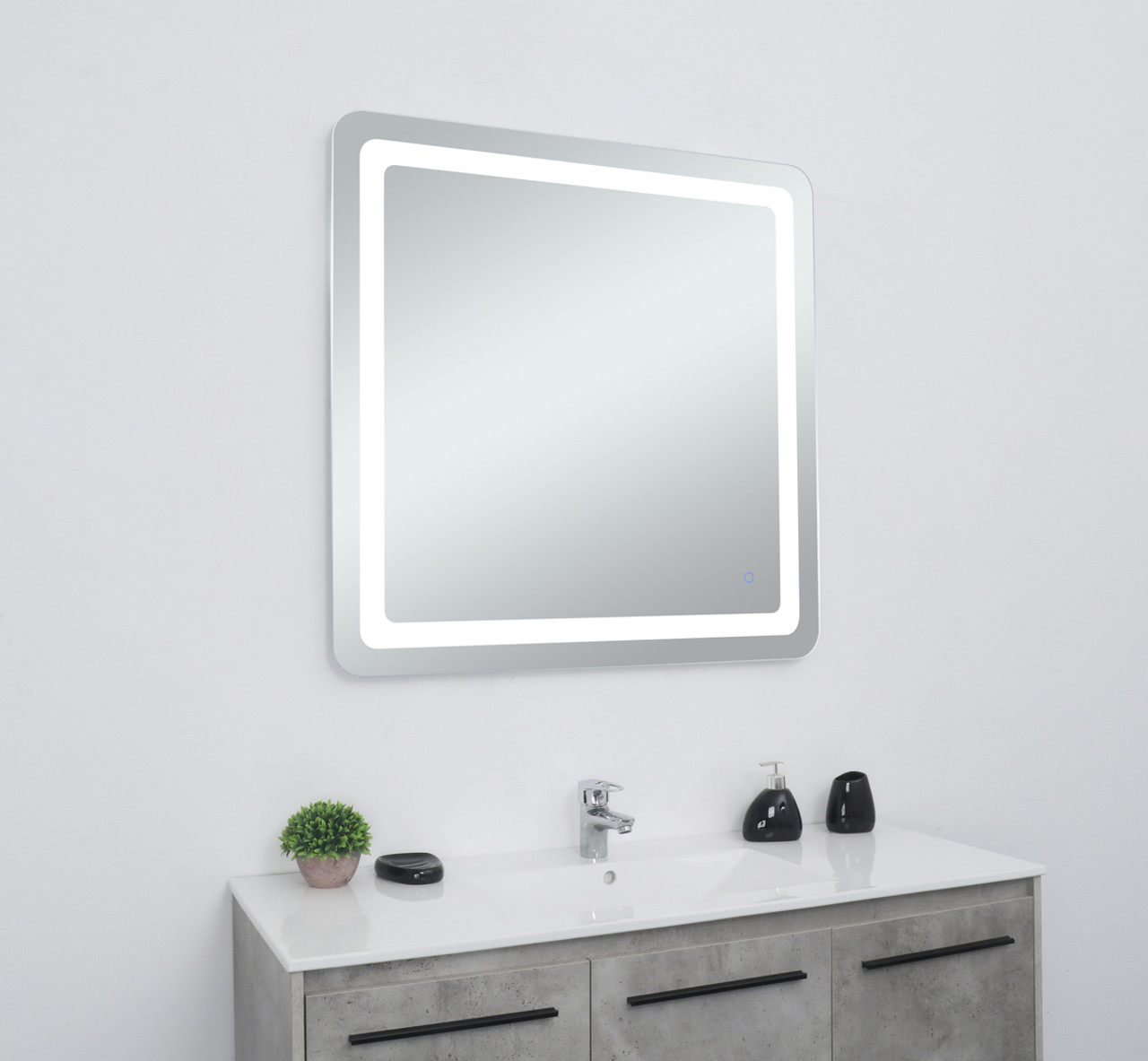 Elegant Decor MRE33636 Genesis 36in x 36in soft edge LED mirror