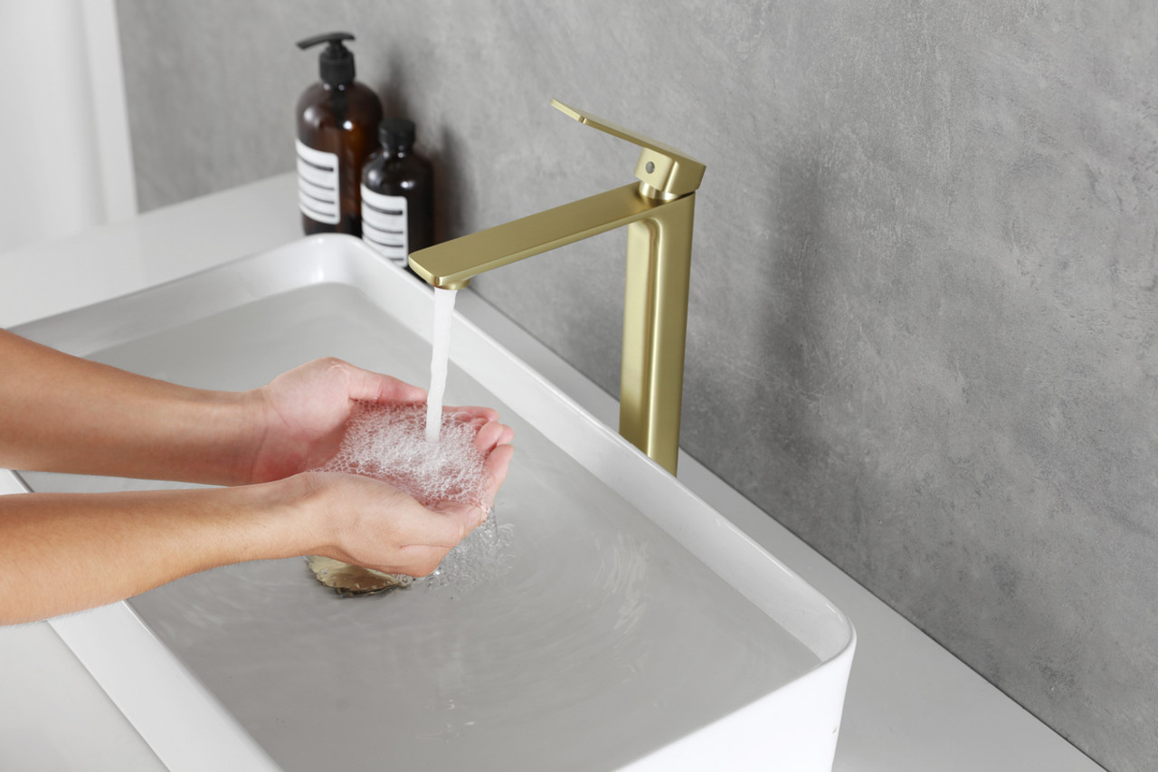 ELEGANT KITCHEN AND BATH FAV-1005BGD Lena Single Hole Single Handle Bathroom Faucet in Brushed Gold