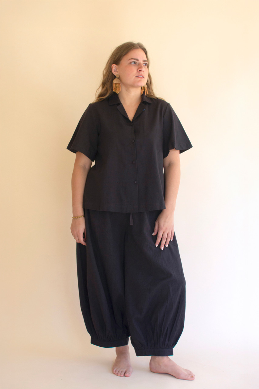 KALALOU NELL1017 SHORT-SLEEVE BUTTONDOWN BLOUSE WITH COLLAR - MIDNIGHT