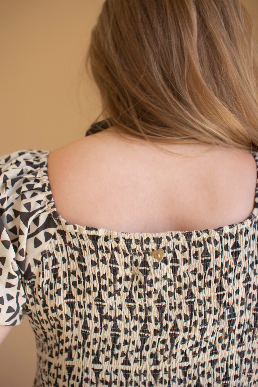 KALALOU NKRT1009 SHORT-SLEEVE PRINTED DRESS WITH SMOCKED BODICE - OSFM