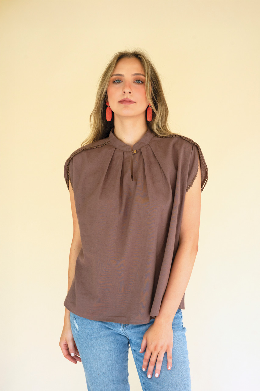 KALALOU NELL1038 HIGH-NECK SHORT-SLEEVE BLOUSE W FLAT POM-POM LACE- MULBERRY