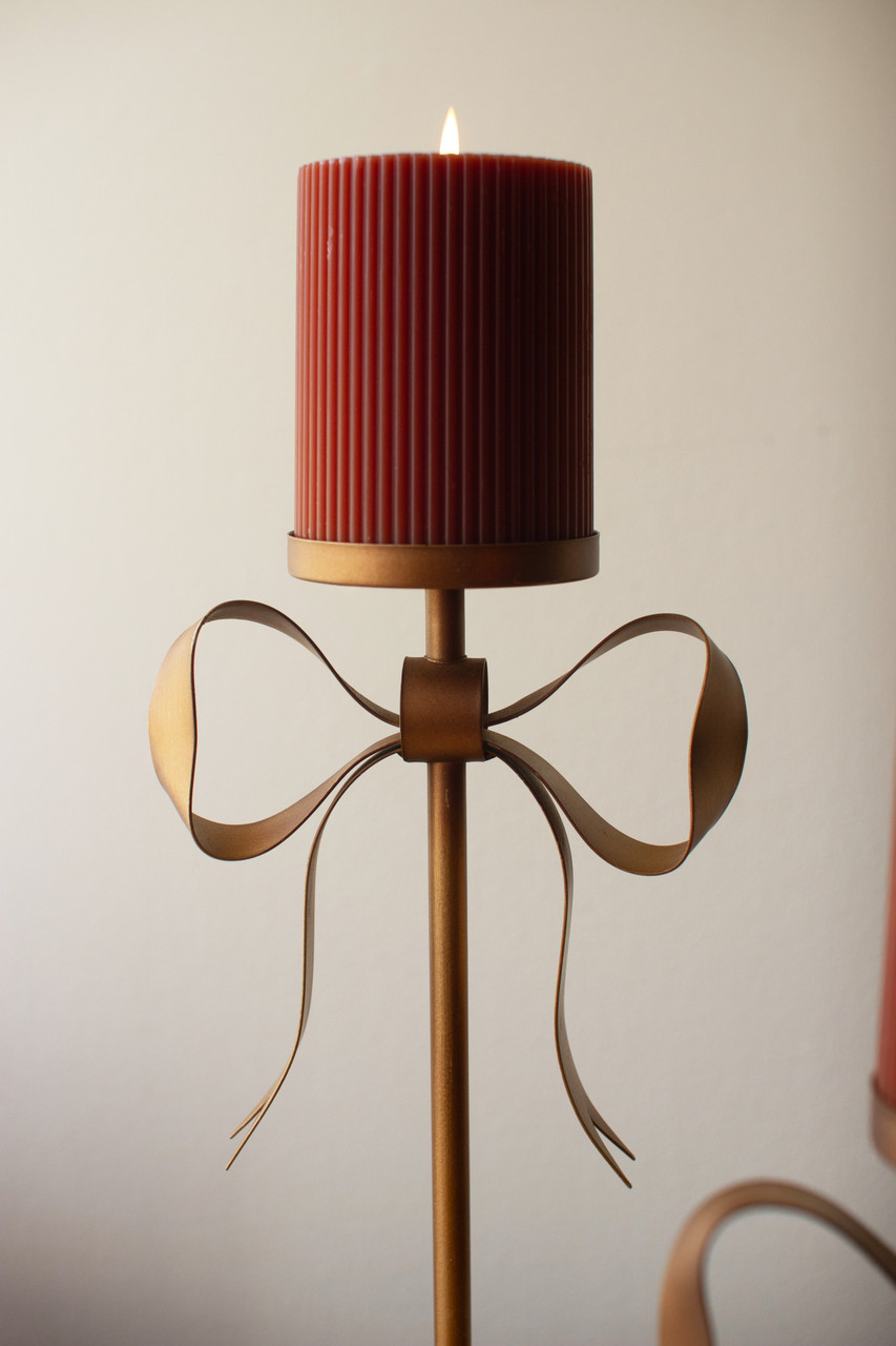 KALALOU CHR1075 SET OF THREE ANTIQUE BRASS PILLAR CANDLE STANDS -BOW DETAIL