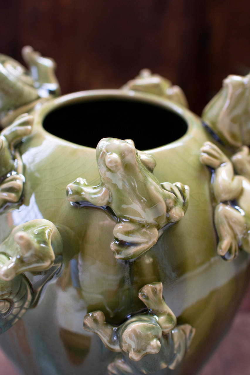 KALALOU CHN1403 CERAMIC FROGS AND SNAILS VASE