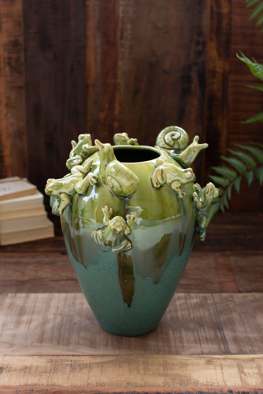KALALOU CHN1403 CERAMIC FROGS AND SNAILS VASE