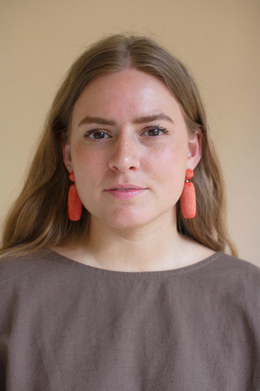 KALALOU NGRA1164 FABRIC-WRAPPED EARRINGS - CORAL