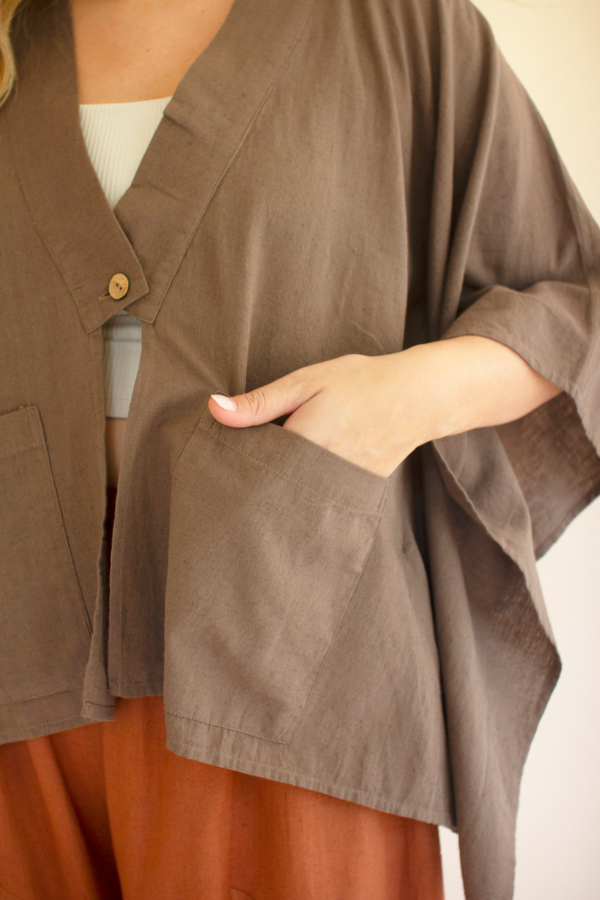KALALOU NELL1049 WINGED-SLEEVE KIMONO W FRONT POCKETS AND BUTTON - OREGANO