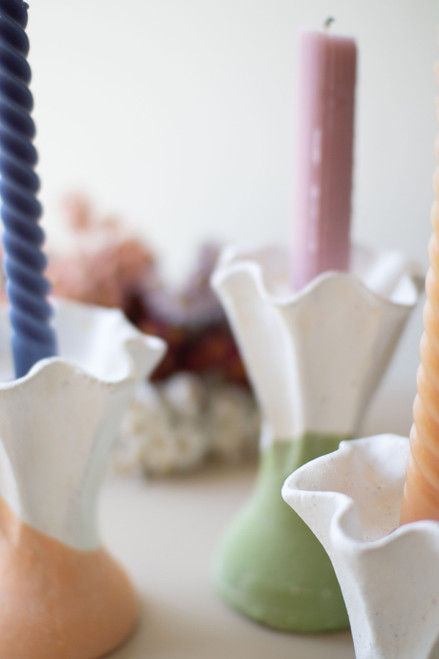 KALALOU H4585 SET THREE COLOR DIPPED CLAY FLOWER TAPER HOLDERS