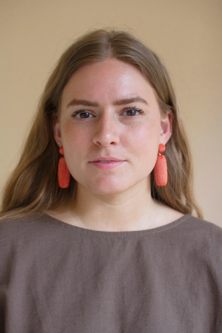 KALALOU NGRA1164 FABRIC-WRAPPED EARRINGS - CORAL