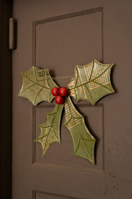 KALALOU NTM1460K RECYCLED METAL HOLLY DOOR HANGER