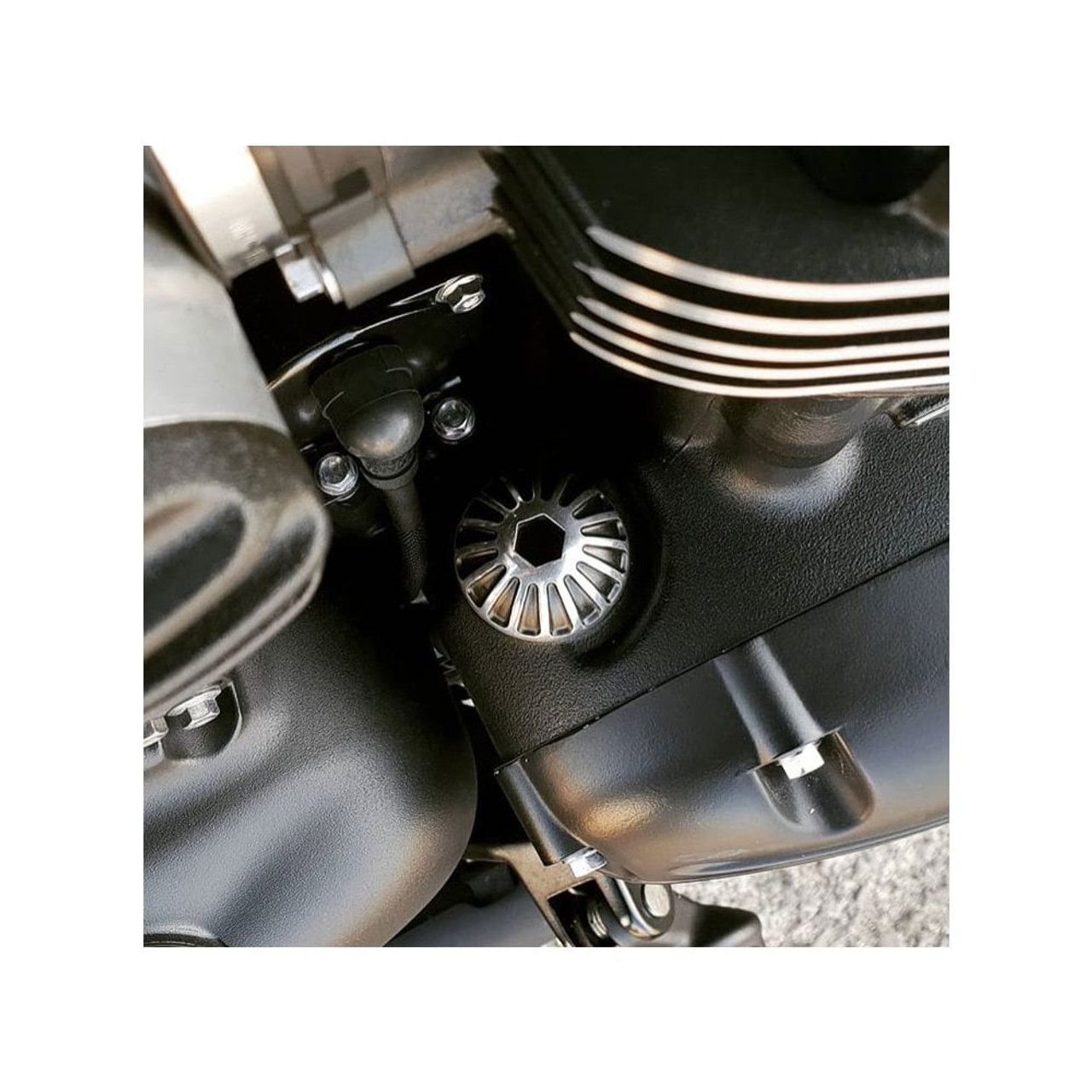 MOTONE Engine Oil Filler Cap - Roswell - Contrast Black/Polish