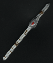 1456 Red Pipette