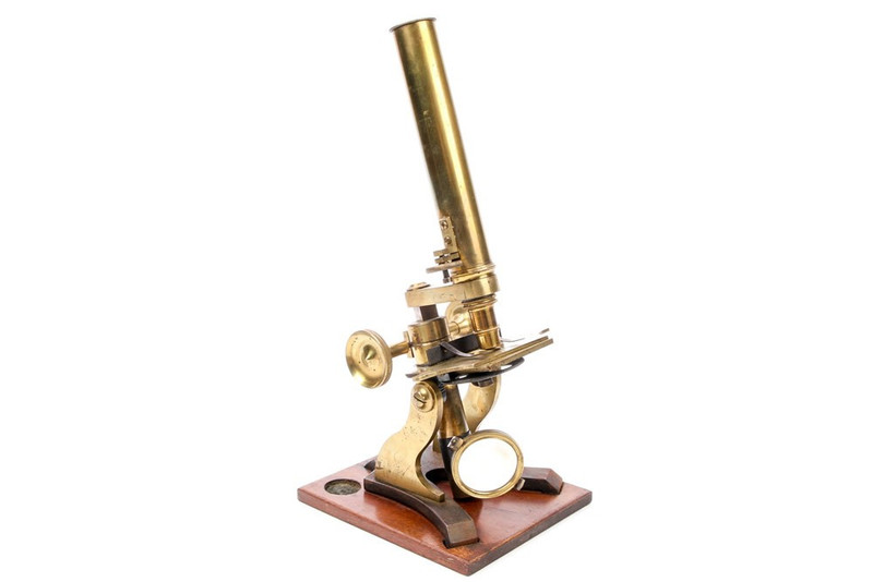 19th C. Brass Microscope with A Single Lens - Antique