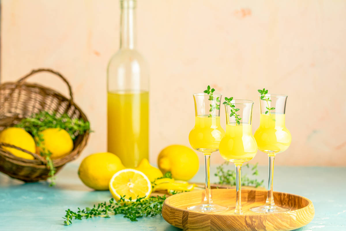 Limoncello (liqueur de citron) : Recette de Limoncello (liqueur de