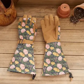 Dark Dahlia Arm Saver Glove by Womanswork