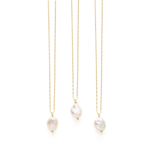 Fresh water pearl necklace by Amano Studio