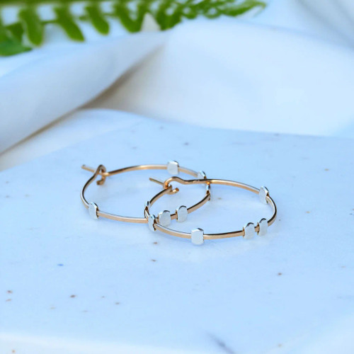  Cosmos Dotted Minimal Hoop Small Earring