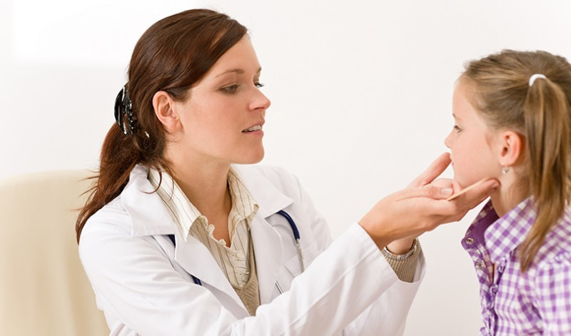 9 Simple Tips for Preventing or Relieving Strep Throat 9 Simple Tips for Preventing or Relieving Strep Throat