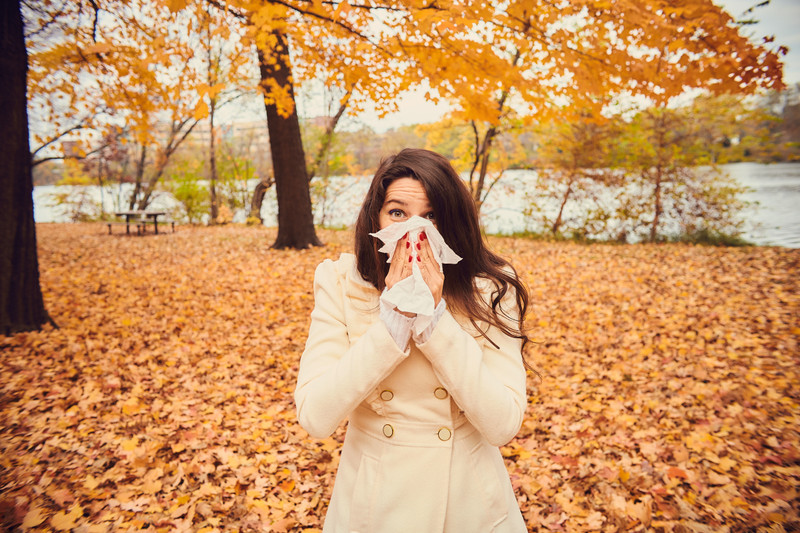 6 Natural Remedies to Nip Fall Allergies in the Bud