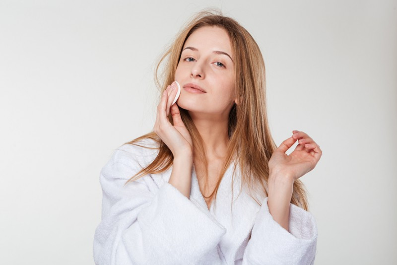 What Teens AND Adults Need to Know About Acne What Teens AND Adults Need to Know About Acne