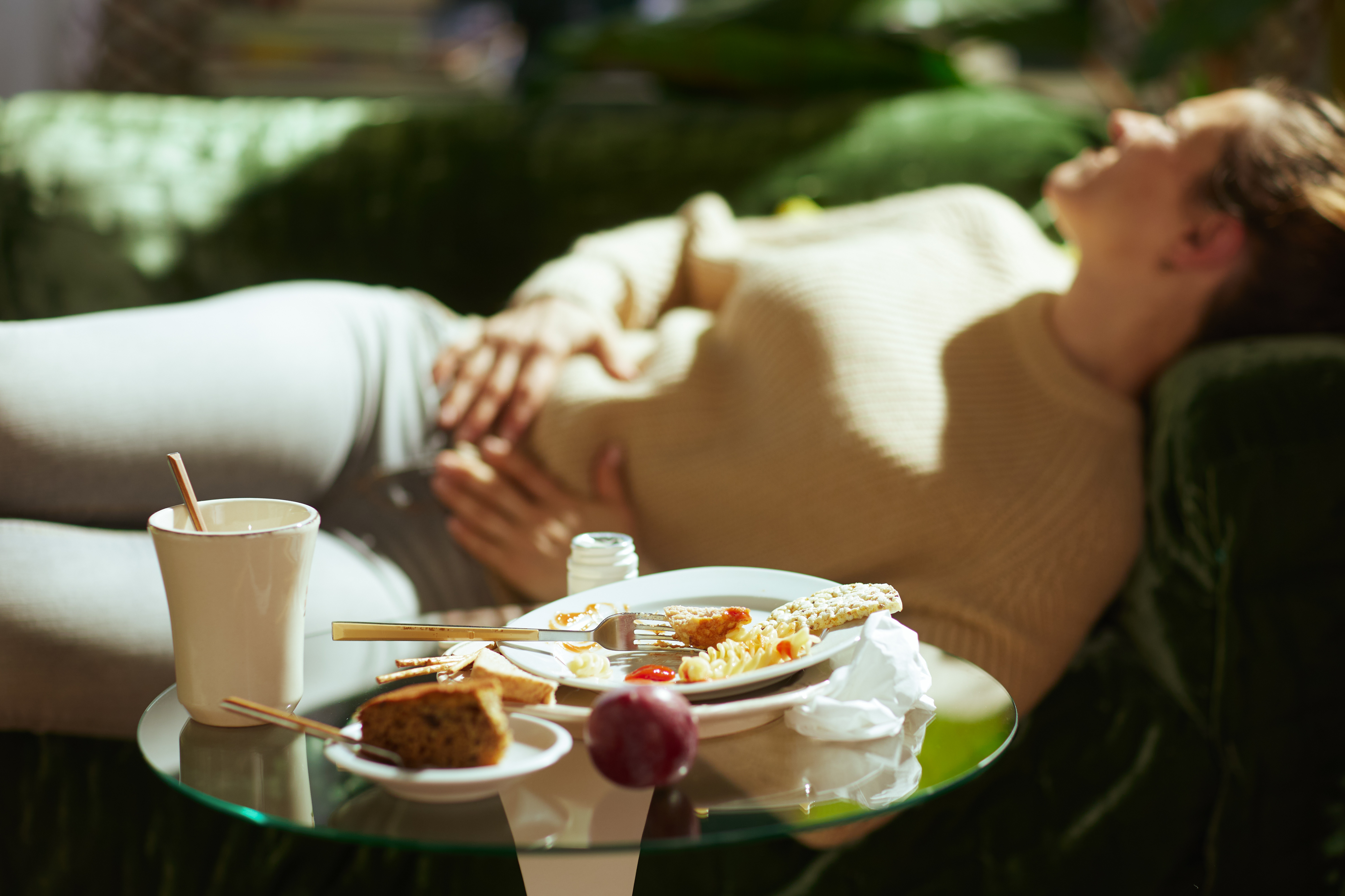 4 Supplements to Reduce the Post-Lunch “Food Coma”