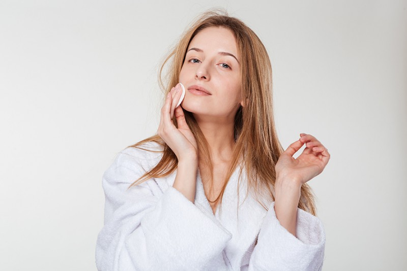 What Teens AND Adults Need to Know About Acne