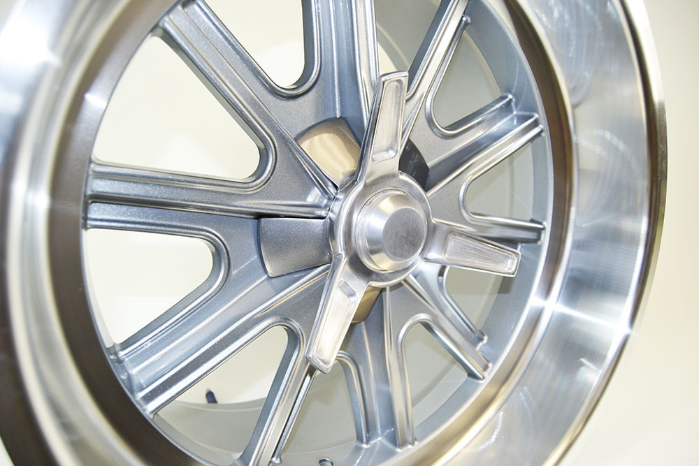 18" x 11" Halibrand Replica Wheel